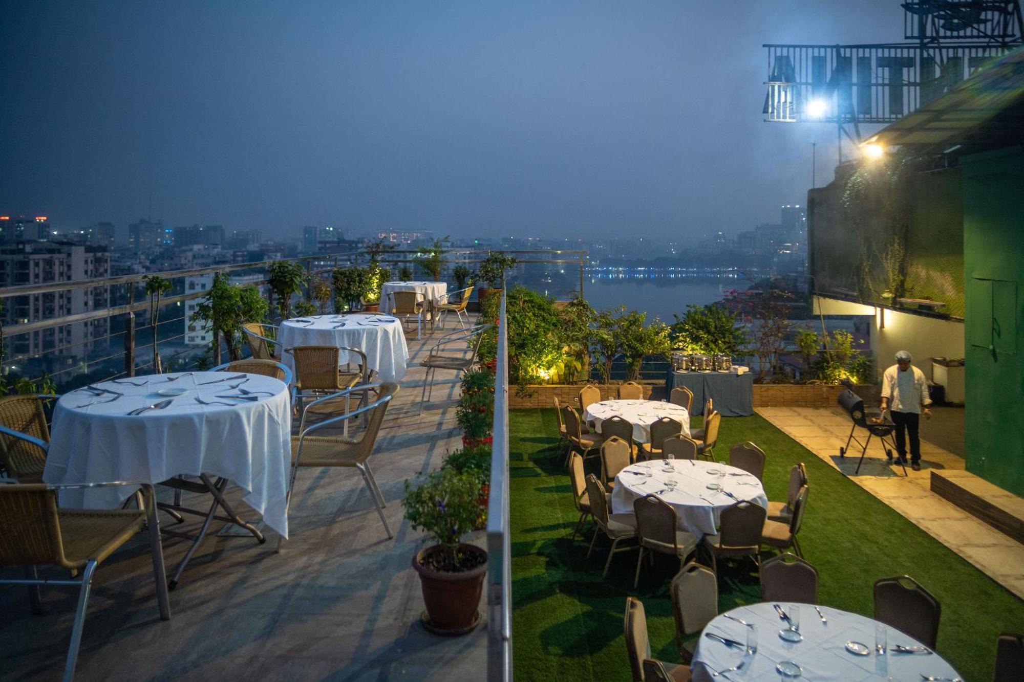 Coventina Lake Suites Dhaka Eksteriør billede