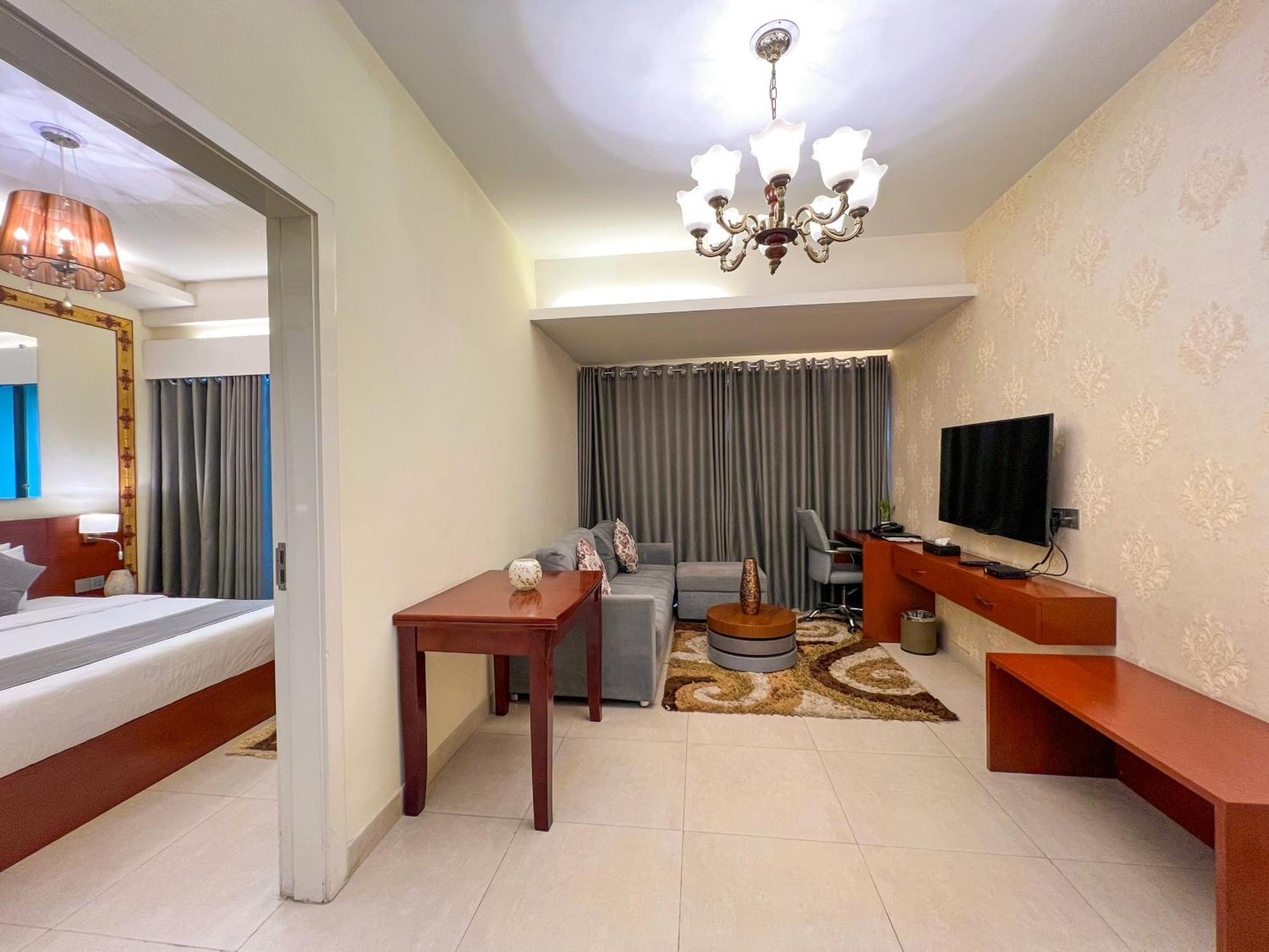 Coventina Lake Suites Dhaka Eksteriør billede
