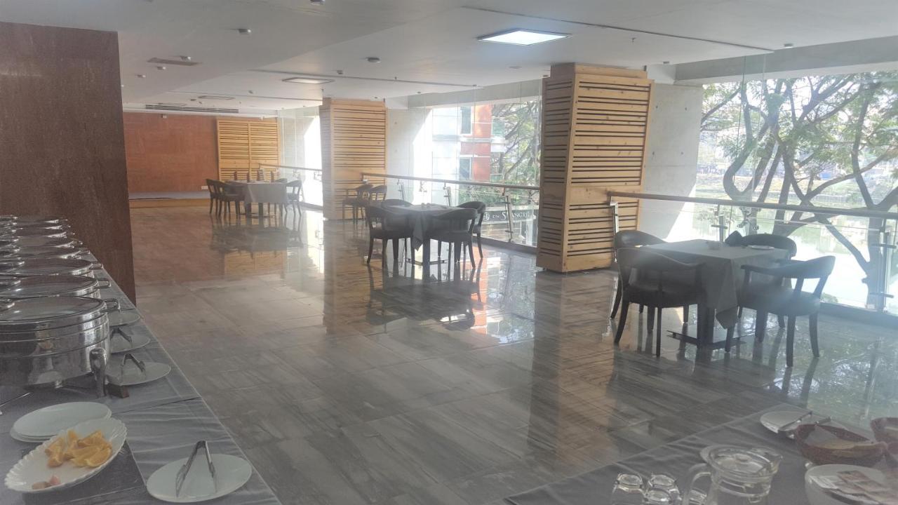 Coventina Lake Suites Dhaka Eksteriør billede